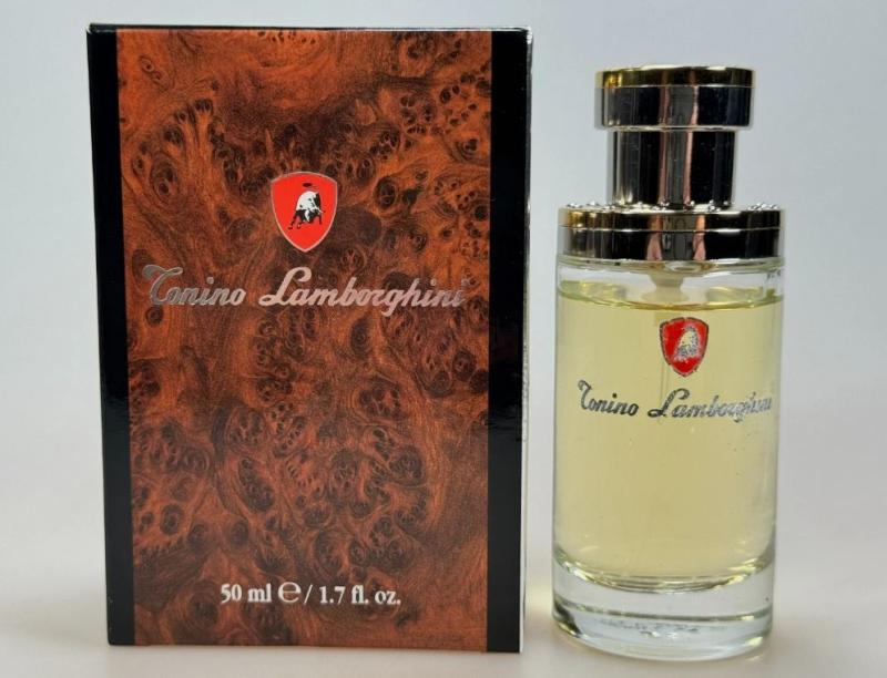 gid://shopify/Product/9873923670344_1